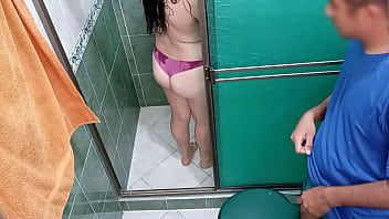 Play I spy on my stepmother when she's taking a shower: I masturbate watching her rich tight ass and I end up fucking her before they catch us