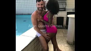 Play The day Eriella Ferraz met MMA fighter Allan Guerra Gomes