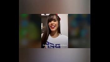 Play Juliana bonde se exibindo e tocando uma siririca para o Mister Tora em vídeo chamada