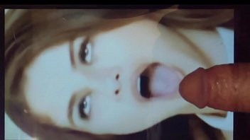 Play Selena Gomez Cum Tribute