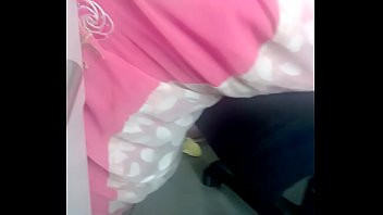 Play Desi office maid