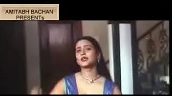 Play Hot song - Unchi Nichi Hai.avi mpeg4