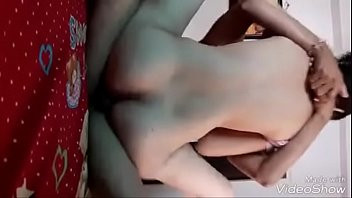 Play DESI GUJJU BHABHI 33