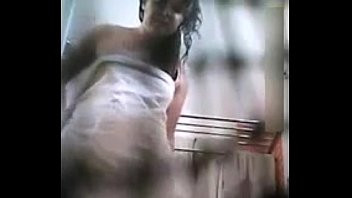 Play Voyeur a mi prima
