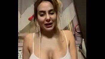 Play Sexy milf tunisiene