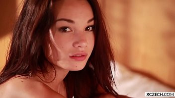 play Relaxing video with Nici Dee - Good morning Nici Dee - XCZECH.com