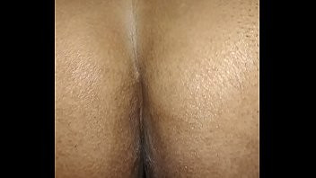 Play Desi servant