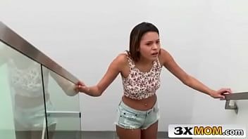 Play Moms Bang Teens - Pretty Little Pussy