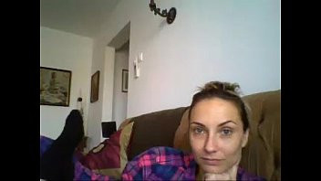 Play Rosca Raluca Maria din Braila se dezbraca