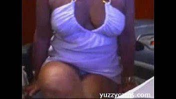 Play Free cam 2 cam - www.yuzzycams.com